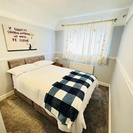 Дом отдыха Dream Escape Retreats! Бристоль