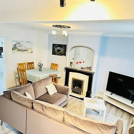 Dream Escape Retreats! * Bristol