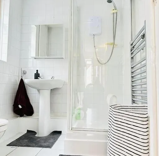 Dream Escape Retreats! *